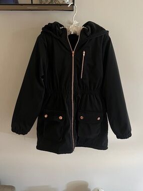 Weather resistant Black rain jacket fleece lined with hood and pockets size 10